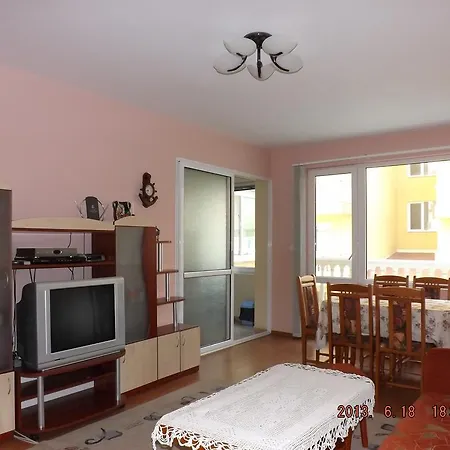Апартаменты Apartment Pomorie *